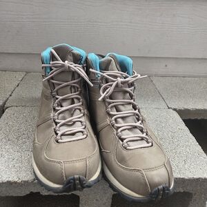 Columbia Culvert Mid Omni Tech Hiking Boots Size 9.5